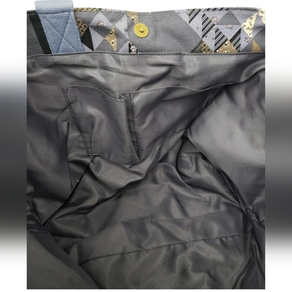 Universal Thread Women's Tote Bag - Picture 7 of 8